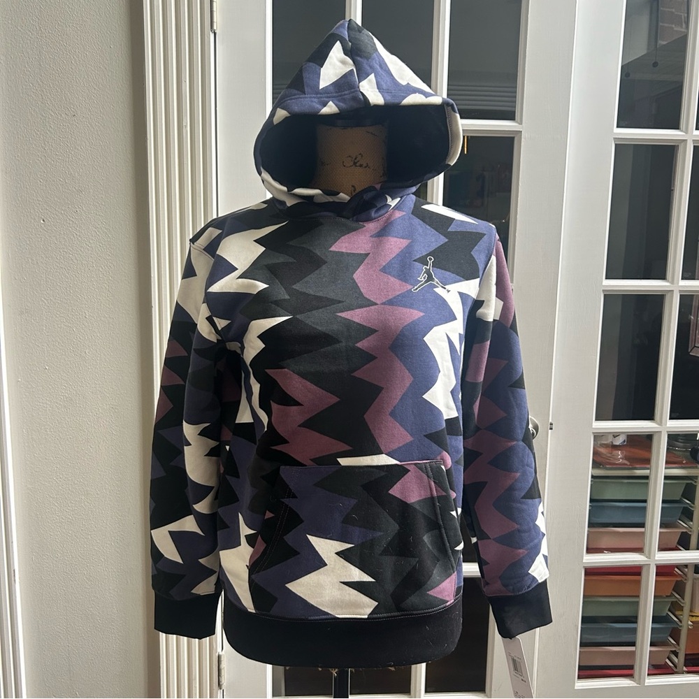 NWT Kids L Jordan hoodie